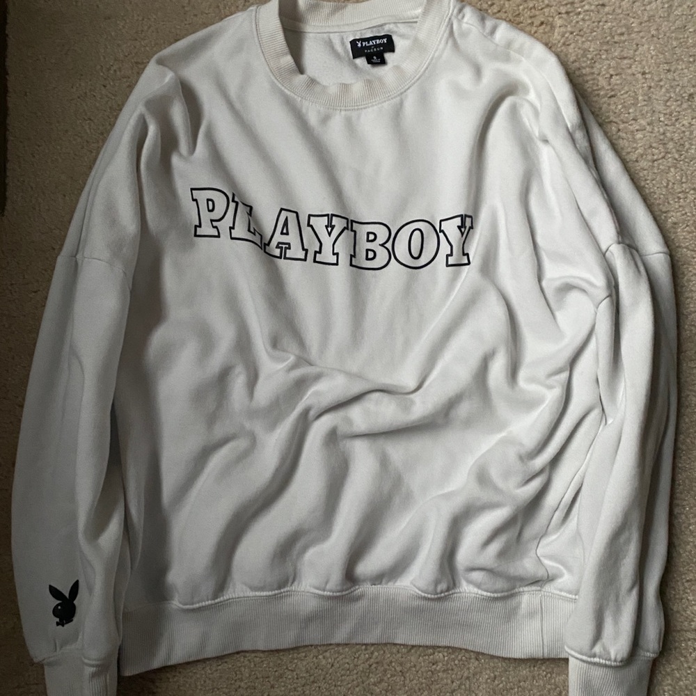 White sweatshirt